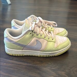 Nike Women's Sneakers in Pastel Green and Lavender